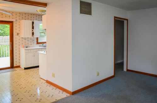 107 Delaware St, Bull Valley IL 60014-4970 exterior