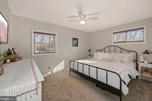 211 California Trl, Browns Mills NJ 08015-5640 exterior