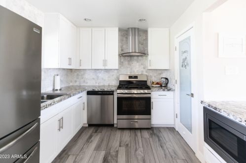 3812 21st Ave, Phoenix AZ  85015-5461 exterior