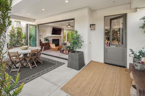 712 Ave, San Diego CA 92118-1716 exterior