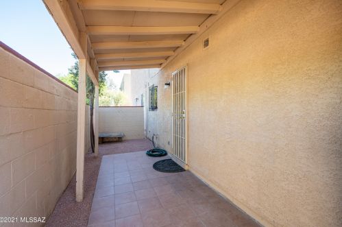 124 Pastime Rd, Tucson AZ 85705-3399 exterior