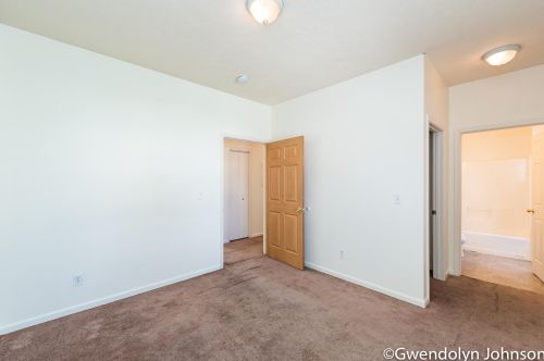 930 Sheldon Ave, Grand Rapids MI 49507-1166 exterior