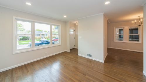 5351 Nottingham Ave, Chicago IL  60638-1011 exterior