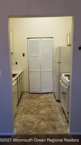 600 Bluebell Dr, Jackson Twp, NJ 08527-4109