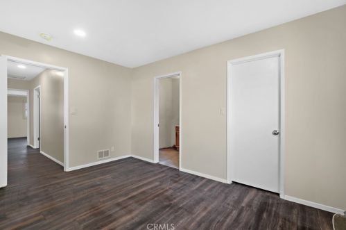 831 Maplewood Ave, Fullerton CA  92832-2625 exterior