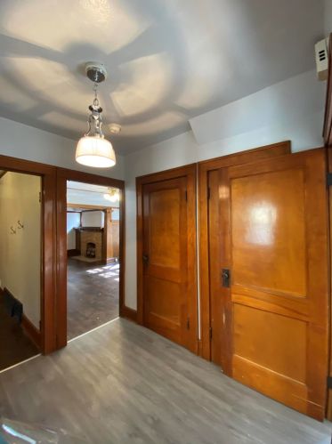 2835 37, Milwaukee WI 53215-3512 exterior