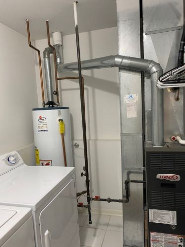 665 Barlina Rd, Bull Valley IL 60014-8451 exterior