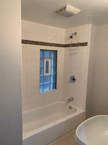 1425 Cleaver St, Chicago IL  60642-2332 exterior