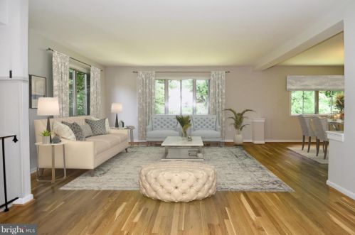 2879 Glenora Ln, Rockville MD 20850-3055 exterior