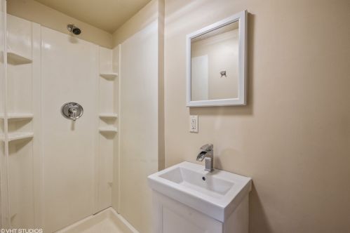 5225 Massasoit Ave, Chicago IL  60638-1507 exterior