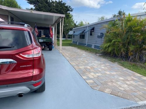 470 Natalie Dr, Fort Pierce FL 34952-7952 exterior