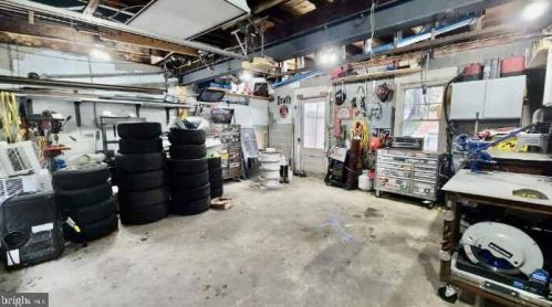 746 New Holland Ave, Lancaster PA 17602-2137 exterior