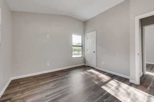 2634 Cypress Ave, Dallas TX  75227-8024 exterior