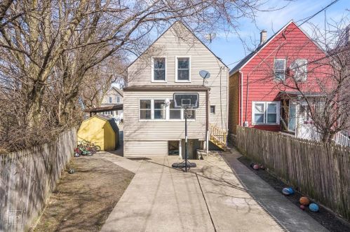 3731 Concord Pl, Chicago IL  60647-4707 exterior