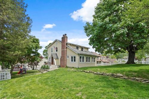 35 Wilson Ave, Valhalla NY 10595-2026 exterior