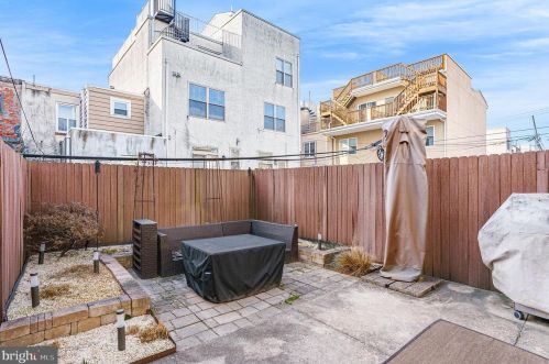 1732 Federal St, Philadelphia PA 19146-3015 exterior