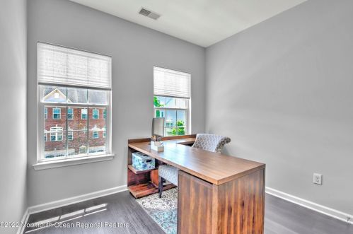 44 Pate Dr, Middletown NJ 07748-1700 exterior