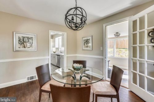 9609 Hastings Dr, Silver Spring MD 20901-3198 exterior