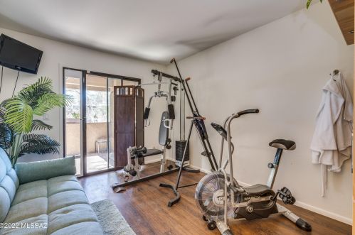 840 Placita Del Mirador, Tucson AZ  85718-1957 exterior