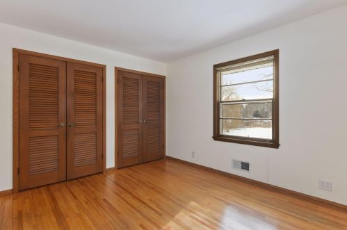 632 Callahan Pl, Saint Paul MN 55118-4336 exterior