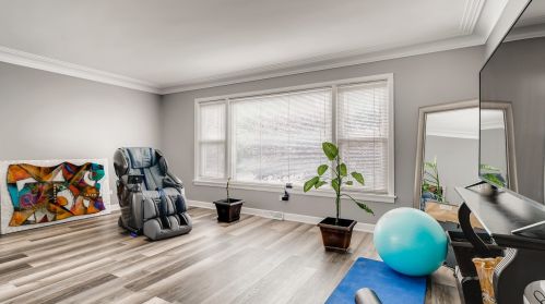 9300 Avers Ave, Chicago IL 60625-6304 exterior