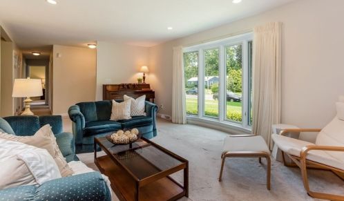 84 Inverness Ln, Springfield, MA 01106-2818