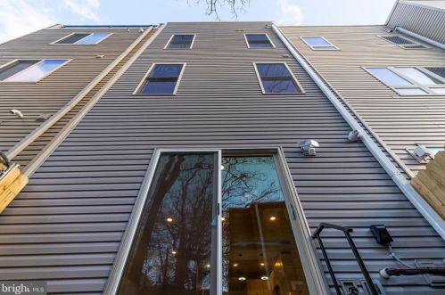 1720 22nd St, Philadelphia PA 19145-1943 exterior