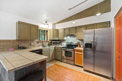 9089 Black Mountain Dr, Conifer, CO 80433-9722