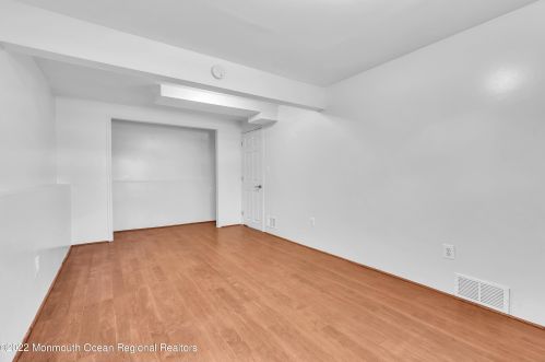 17 Dogwood Dr, Jackson Twp NJ 08527-1342 exterior