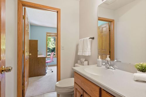 4429 Dorchester Dr, Saint Paul MN 55129-9570 exterior