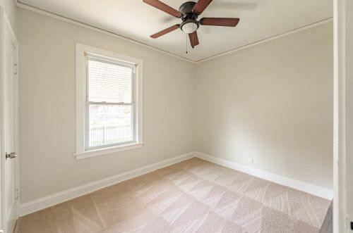 1277 73rd St, Chicago IL 60638-5919 exterior