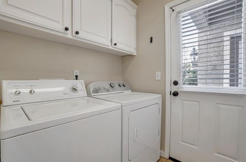 224 Marsalla Dr, Folsom CA 95630-7201 exterior