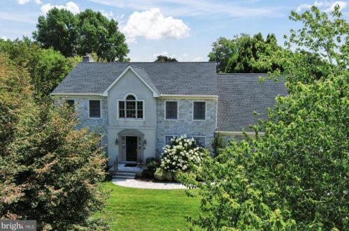 1915 Carlton Pl, Lancaster, PA 17601-3662