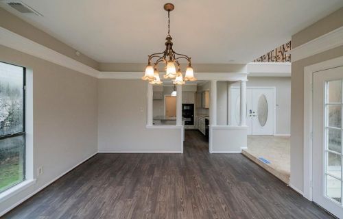 8102 Malardcrest Dr, Humble TX 77346-6127 exterior