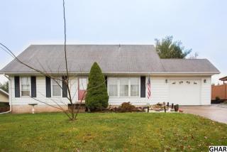8141 Somerset St, Hummelstown, PA 17036-9316