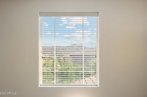 2730 Ellis St, Phoenix AZ 85042-6330 exterior