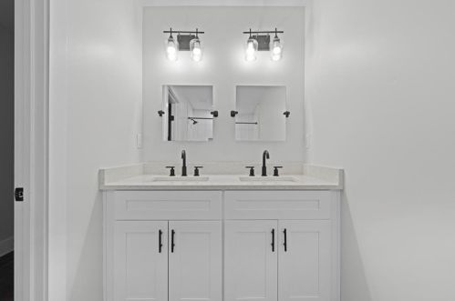 1731 Madrona St, Atlanta GA  30318-6427 exterior