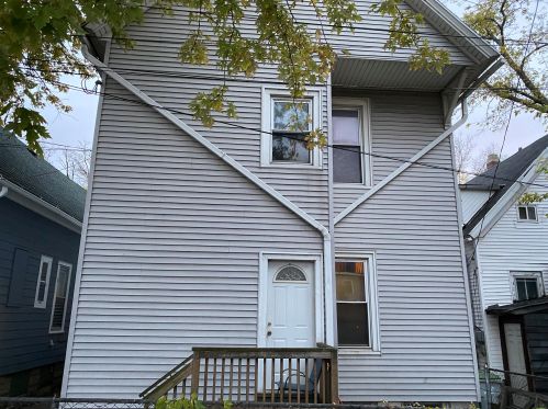 1624 Washington St, Milwaukee, WI 53204-2064