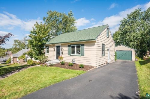 29 Faribault St, Duluth MN 55803-1732 exterior