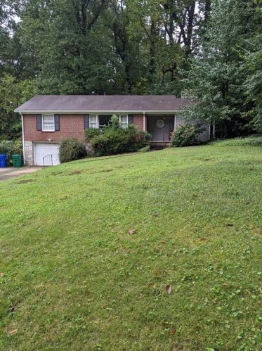 1289 Christmas Ln, Atlanta GA  30329-3550 exterior