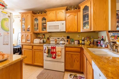 4206 Brentwood Park Cir, Tampa FL 33624-1307 exterior