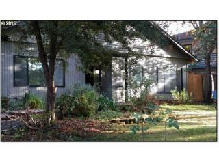 2055 Elanco Ave, Eugene OR  97408-1553 exterior