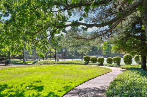 3116 Collingswood Dr, Folsom CA  95762-6214 exterior