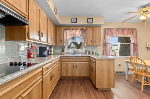 1210 104, Milwaukee WI 53214-3928 exterior