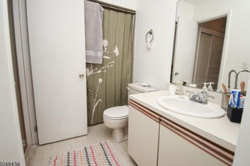 34 Cardinal Ln, Fredon NJ 07860-1463 exterior