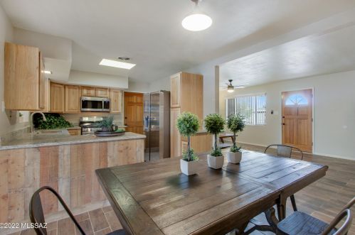 6441 Calle Altair, Tucson AZ  85710-5237 exterior