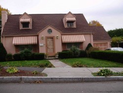 90 Jackson St, Newton MA  02459-2512 exterior