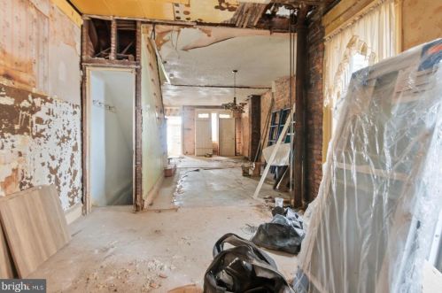 1665 56th St, Philadelphia PA  19143-5305 exterior