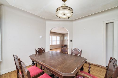 1186 Broadway Ave, Meskegon MI 49444-2410 exterior