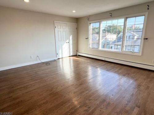 391 Mckinley St, Fairview NJ  07022-1914 exterior